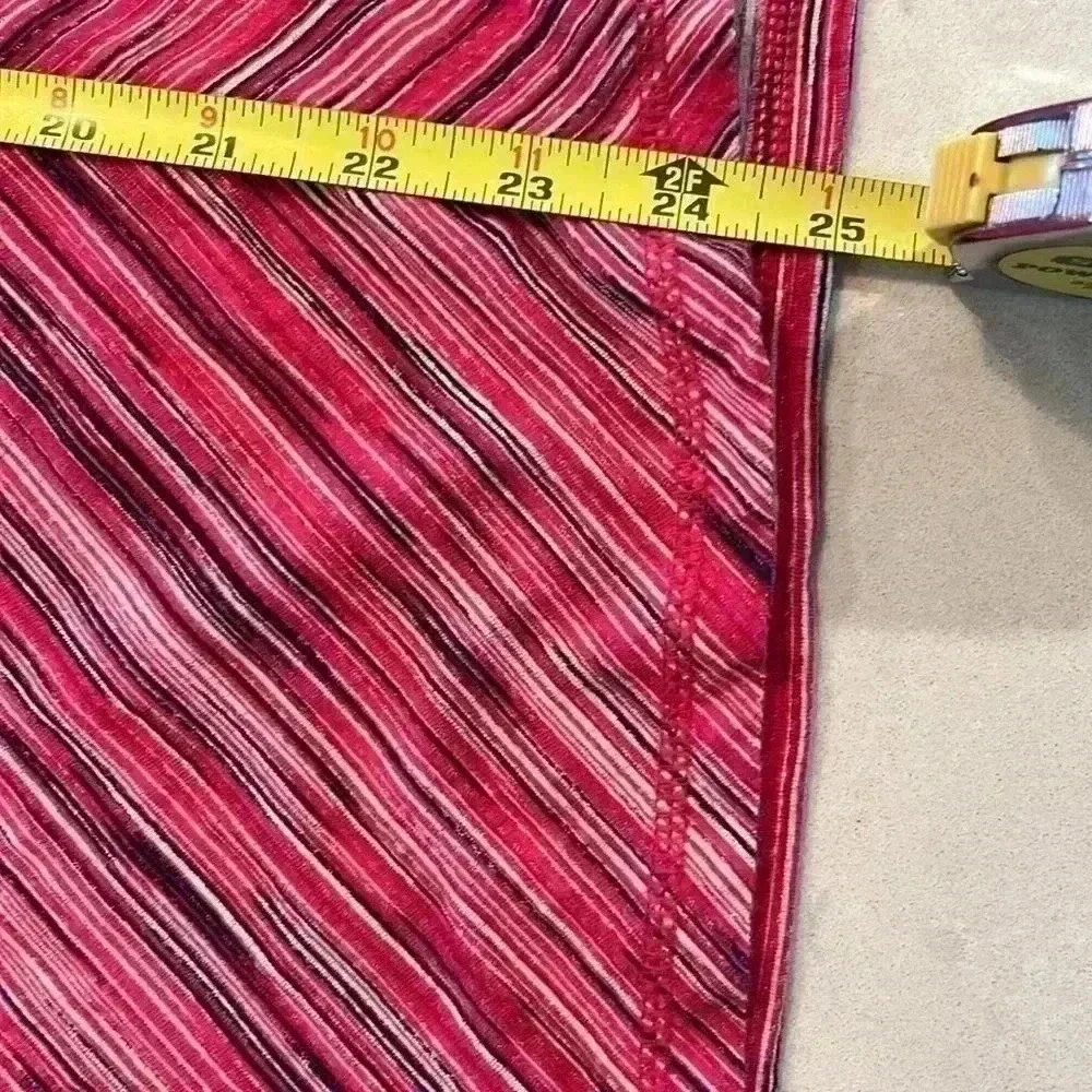 T by Talbots Top. V-neck. Longsleeves w/button detailing. Pink/black pattern. S. - Picture 5 of 8